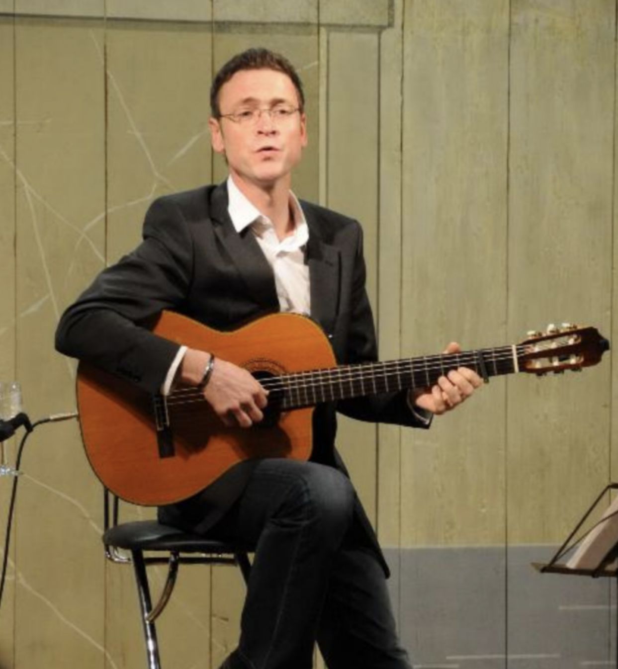 Mehr Informationen zu: Wein und Chanson - Abend